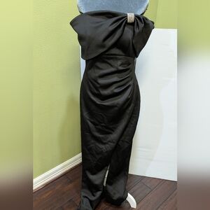 0329 Eliza J Black Off The Shoulder Maxi Long Scuba Dress with Embellished Bow